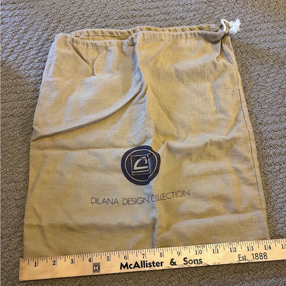Dust bag